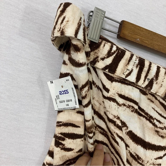 New INC International Concepts Brown Tan Linen Blend Belted Shorts size 14 - Picture 10 of 11